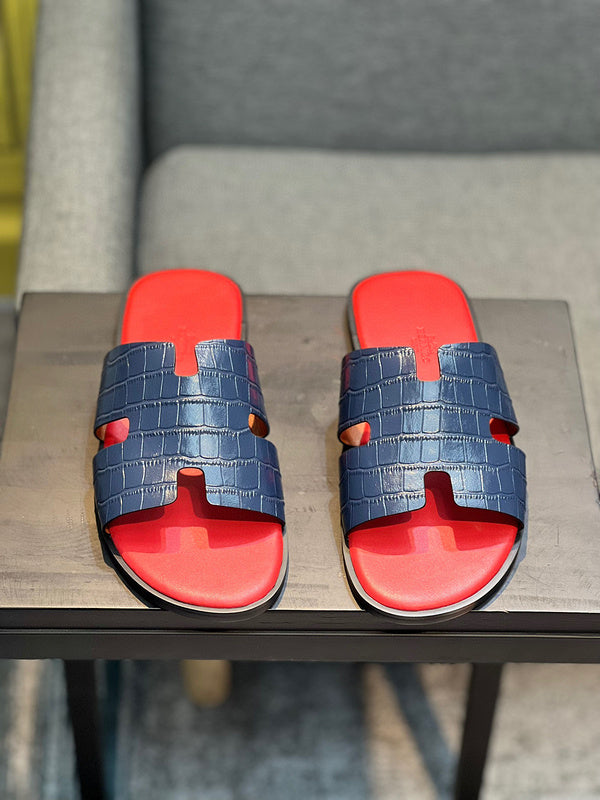 Hermès Camel Pointed-Toe Stiletto Heels - Heel Detail View