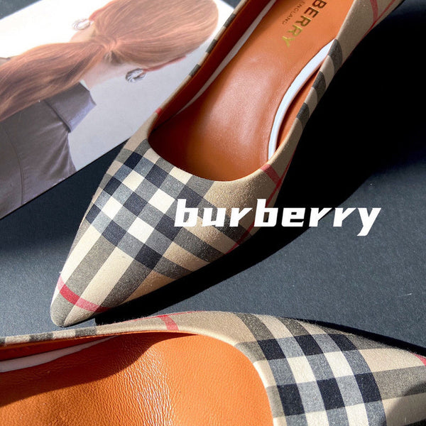 Burberry Nude Slip-On Sneakers - Sole Detail View