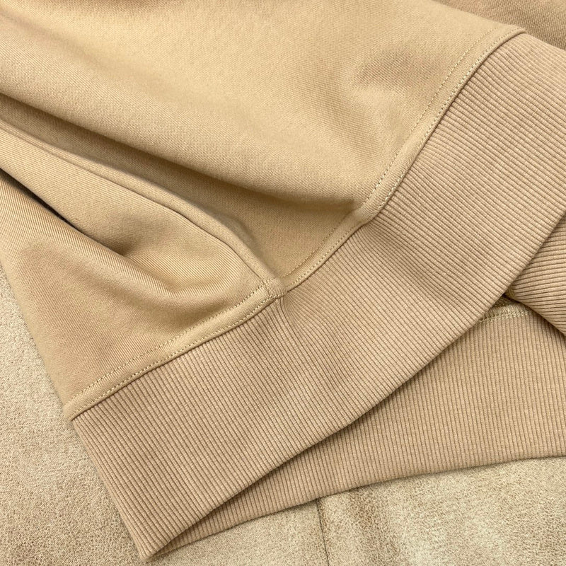 Styling view of Burberry luxury piece style No.466