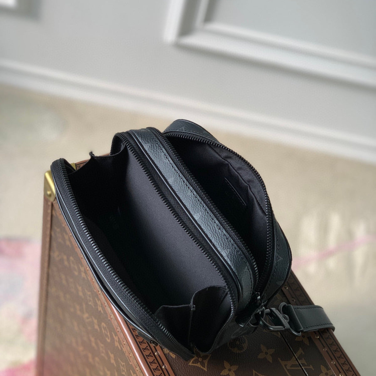 Louis Vuitton Wallets- Louis Vuitton Lou Alpha Wearable Wallet Compact Luxury Card Wallet