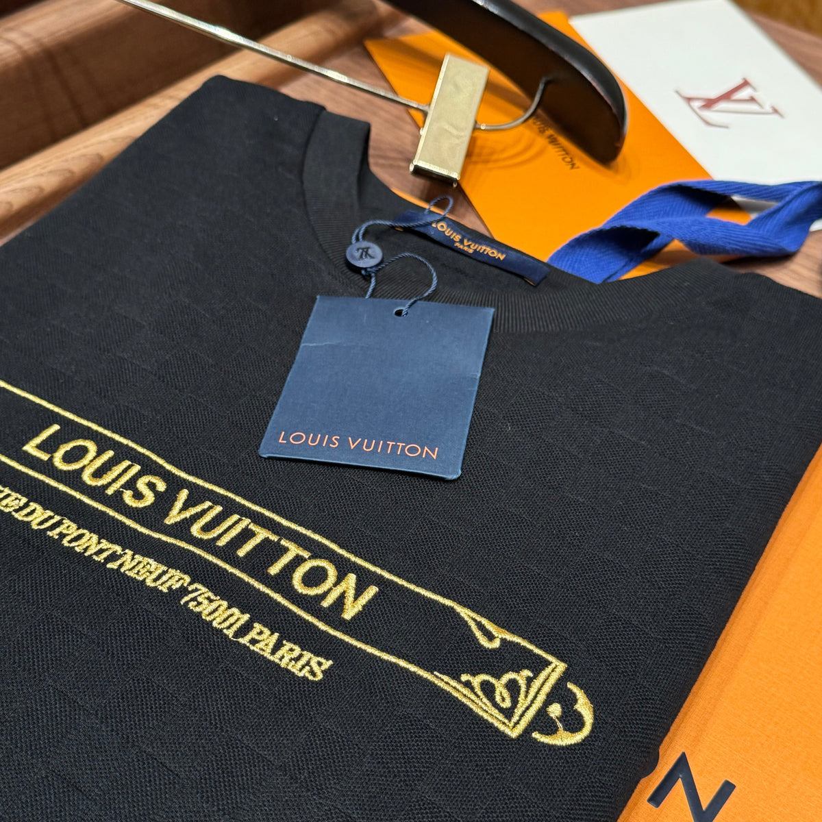Louis Vuitton T-Shirts- Louis Vuitton Lou T-shirt Casual Everyday Designer Tee