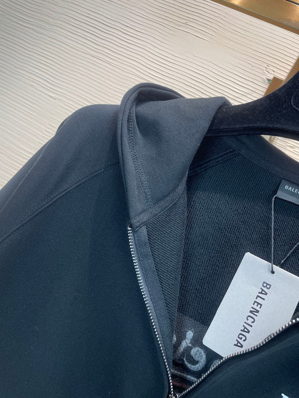 Texture and finish detail of Balenciaga luxury piece style No.205