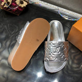 Louis Vuitton shoes Style 242 - texture and material detail