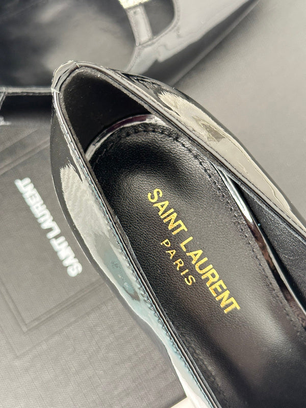 Back view of Saint Laurent luxury piece style No.010