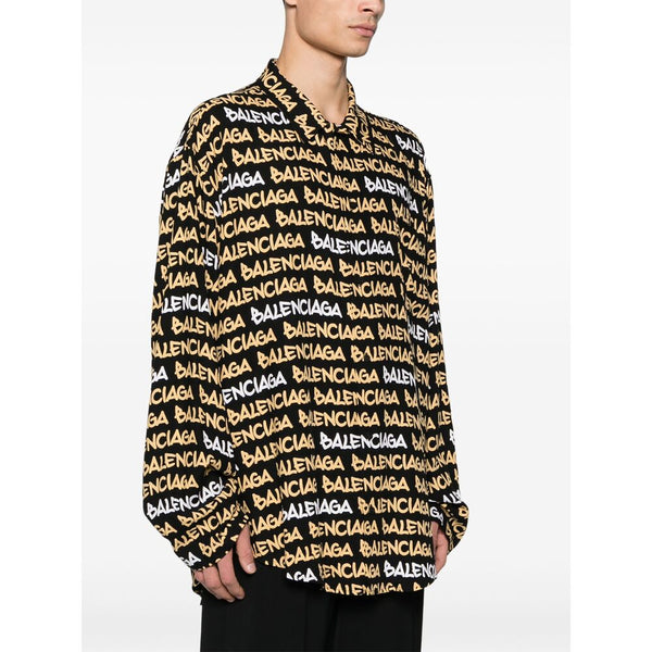 Balenciaga premium tee shirts detail and craftsmanship close-up