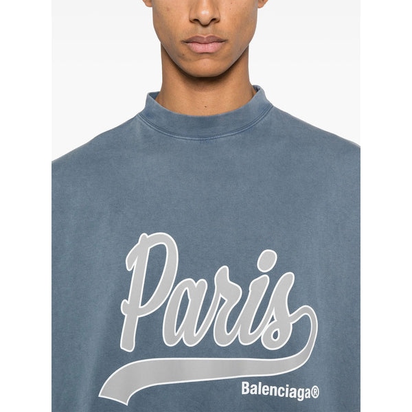 Balenciaga premium tee shirts detail and craftsmanship close-up