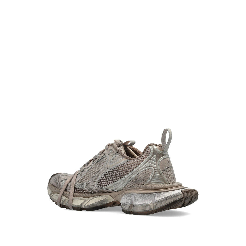 Balenciaga athletic side profile designer luxury fashion