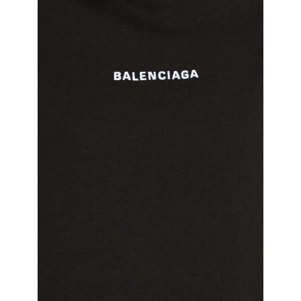 Balenciaga premium tee shirts detail and craftsmanship close-up