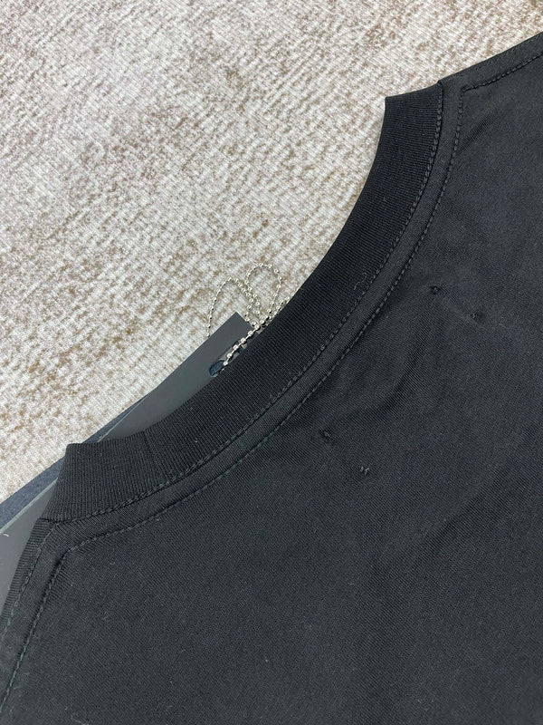 Amiri t-shirt styled look premium fashion