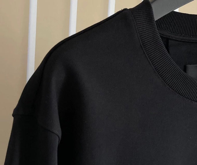Full silhouette view of Givenchy luxury piece style No.186