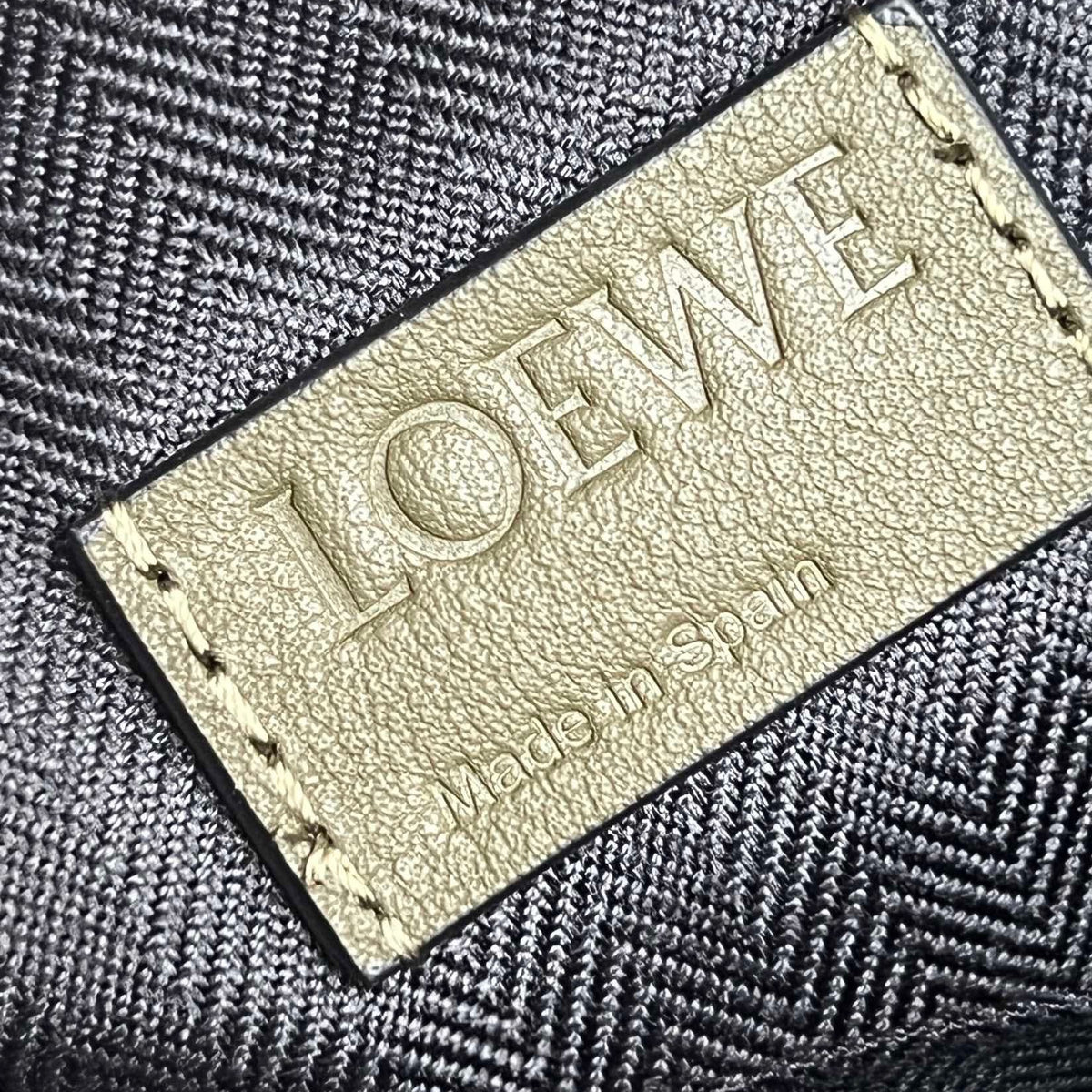 Bags- Loew XS Military Messenger Bag Elegant Everyday Designer Handbag