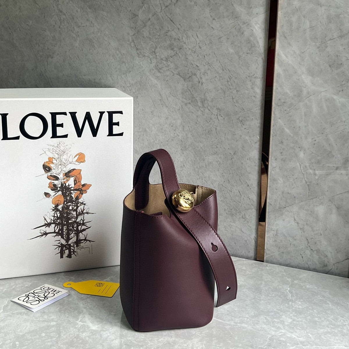 Bags- Loew Mini Pebble Bucket Bag Elegant Everyday Designer Handbag