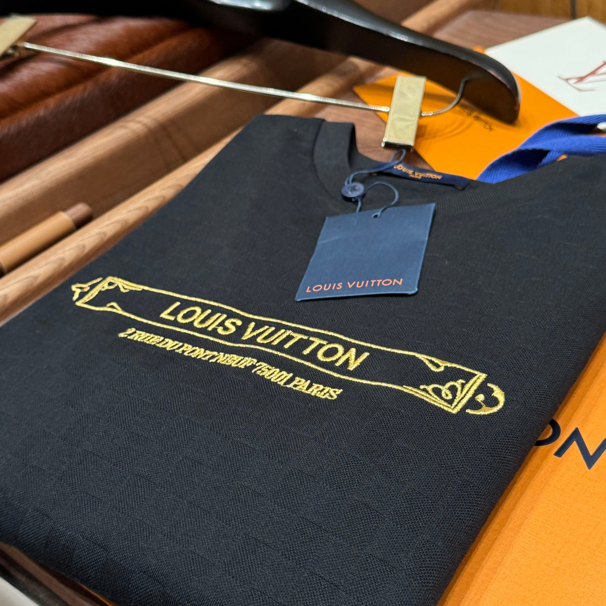 Louis Vuitton T-Shirts- Louis Vuitton Lou T-shirt Casual Everyday Designer Tee