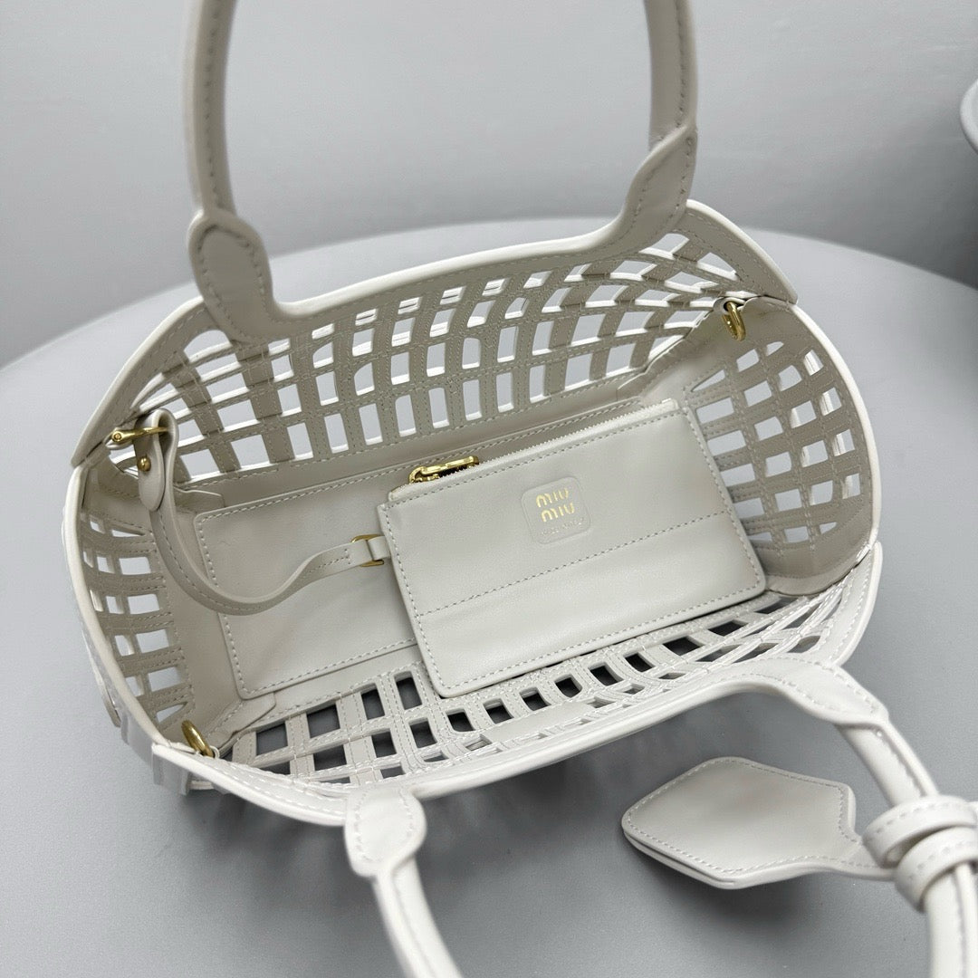 Bags- Miu M Leather Basket Bag Elegant Everyday Designer Handbag