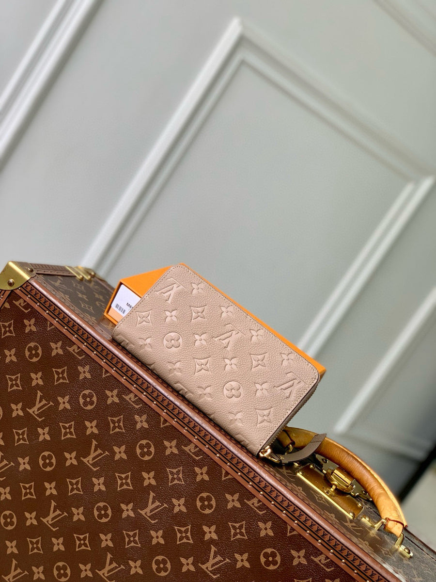 Louis Vuitton Wallets- Louis Vuitton Lou Zippy Wallet Compact Luxury Card Wallet