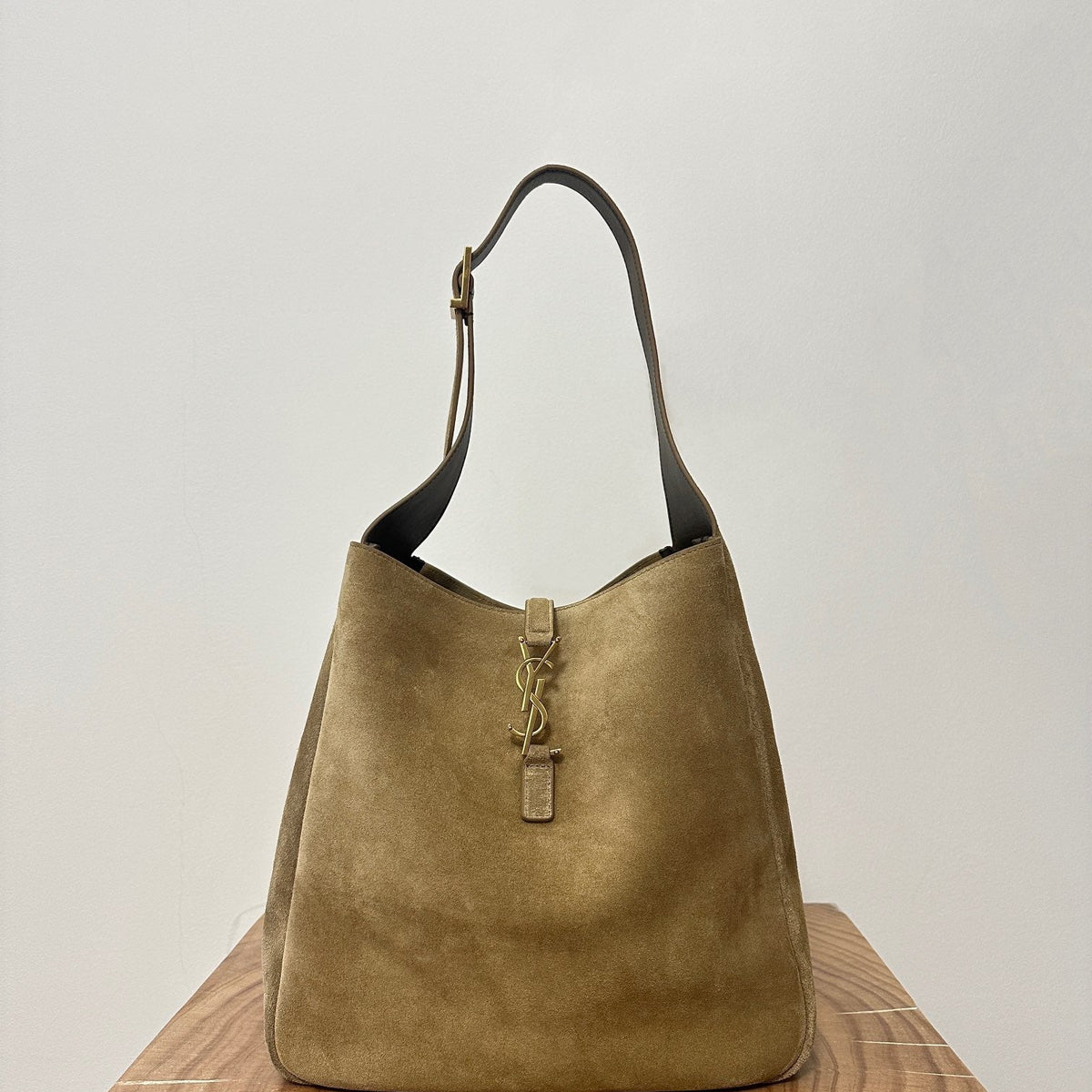 Saint Laurent Bags- Saint Laurent Le 5 À 7 Supple Large Bag Premium Designer Shoulder Bag
