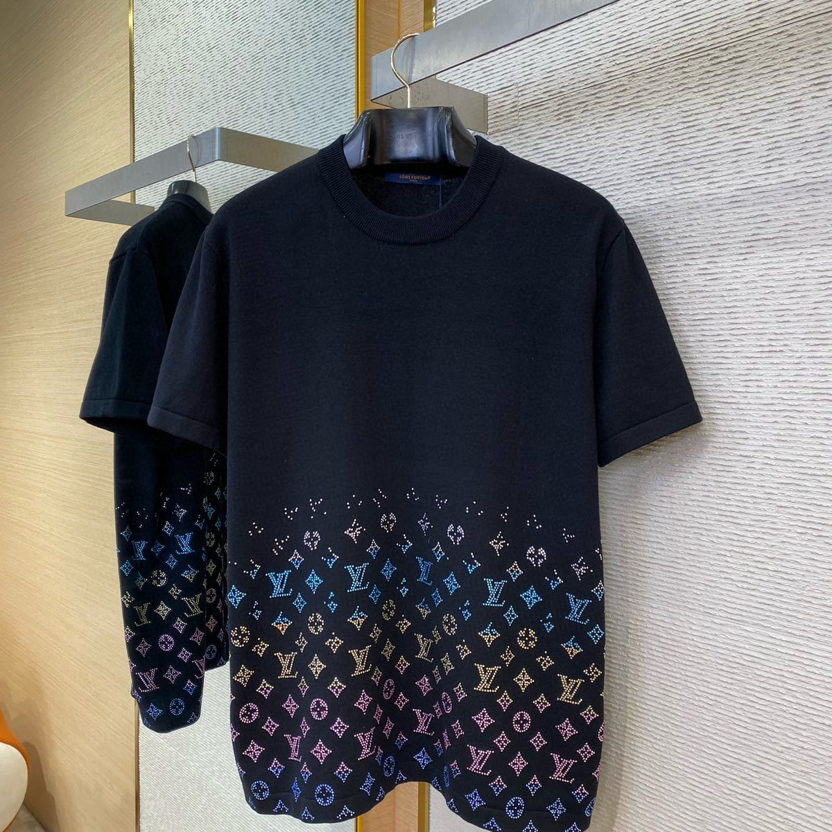 Louis Vuitton T-Shirts- Louis Vuitton Lou T-shirt Premium Designer Cotton T-Shirt