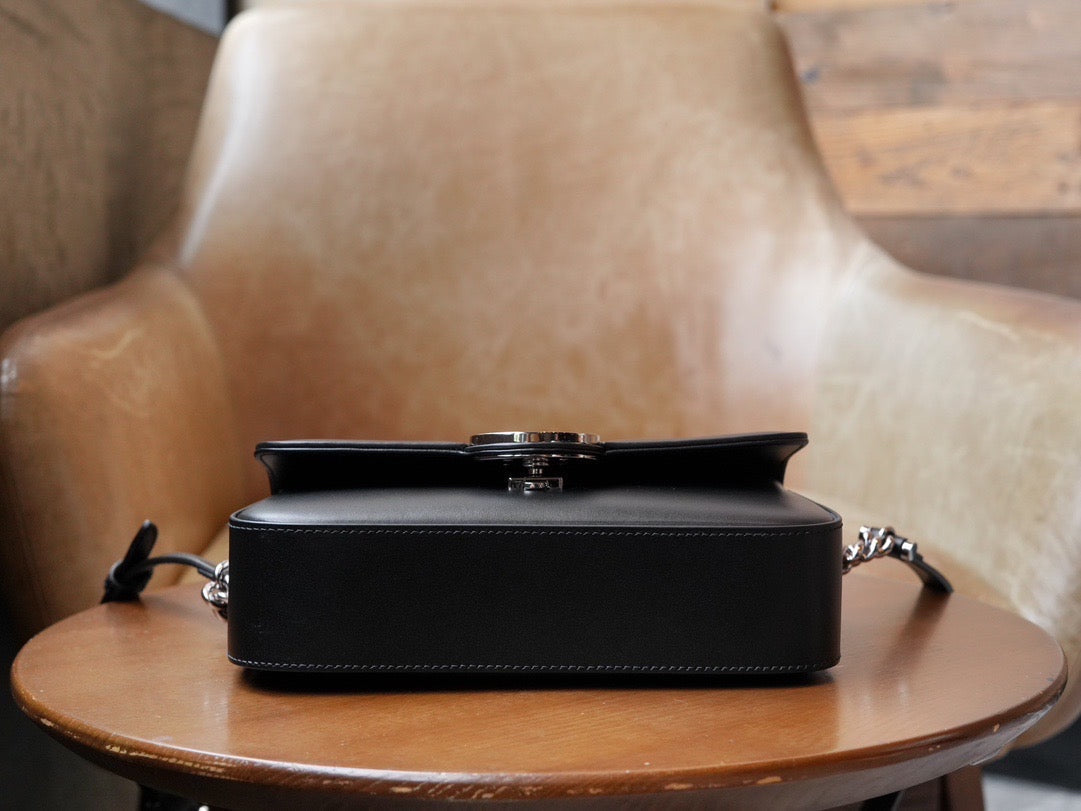 Gucci Wallets- Gucci Petite Mini Shoulder Bag Elegant Everyday Leather Wallet