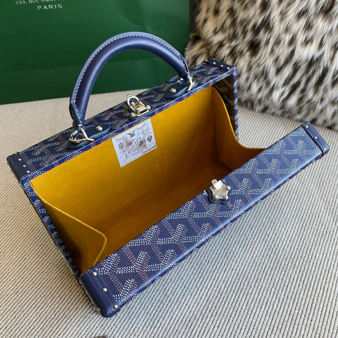 Bags- Goya Grand Hotel Trunk Bag Elegant Everyday Designer Handbag