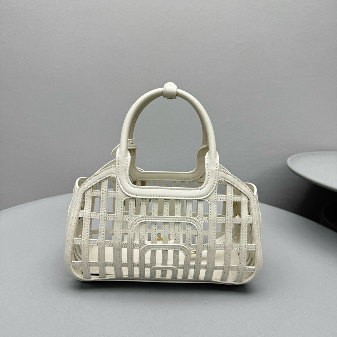 Bags- Miu M Leather Basket Bag Elegant Everyday Designer Handbag