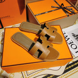 Hermès Red Flat Thong Sandals - Detail Shot of Craftsmanship