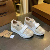 Burberry shoes Style 053 - packaging and accessories