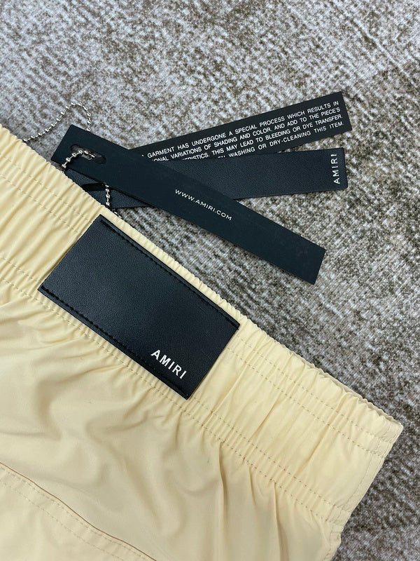 Front view of Amiri luxury piece style No.082