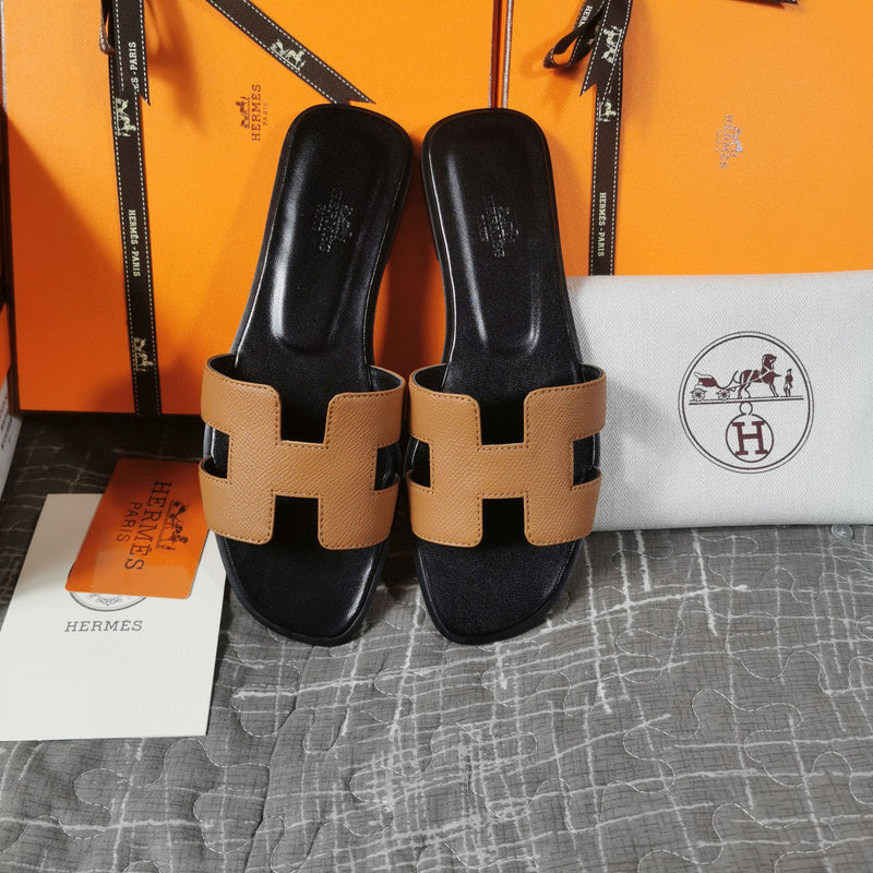 Hermes sandals Style 034 - close-up of timeless elegant design