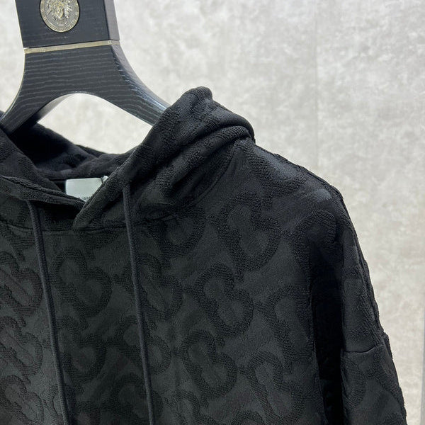 Back view of Burberry luxury piece style No.337