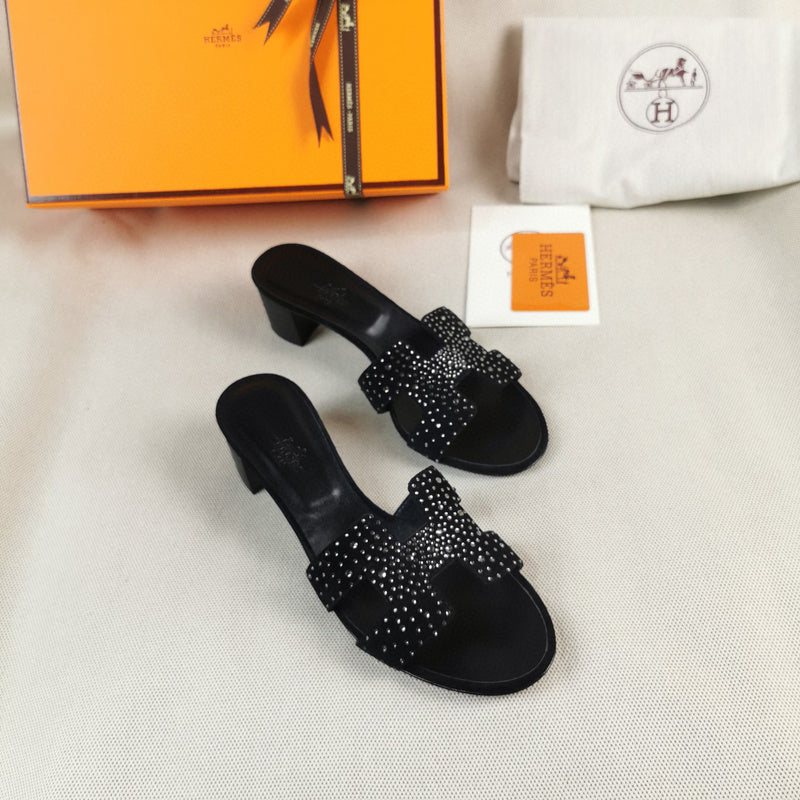 Hermes sandals Style 148 - logo and branding close-up