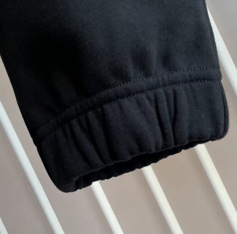 Styling view of Givenchy luxury piece style No.194