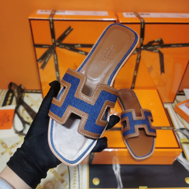 Hermes sandals Style 047 - front view, timeless elegant design