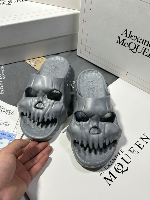 Alexander McQueen shoes Style 012 - packaging and accessories