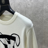 Three-quarter angle view of Burberry luxury piece style No.535