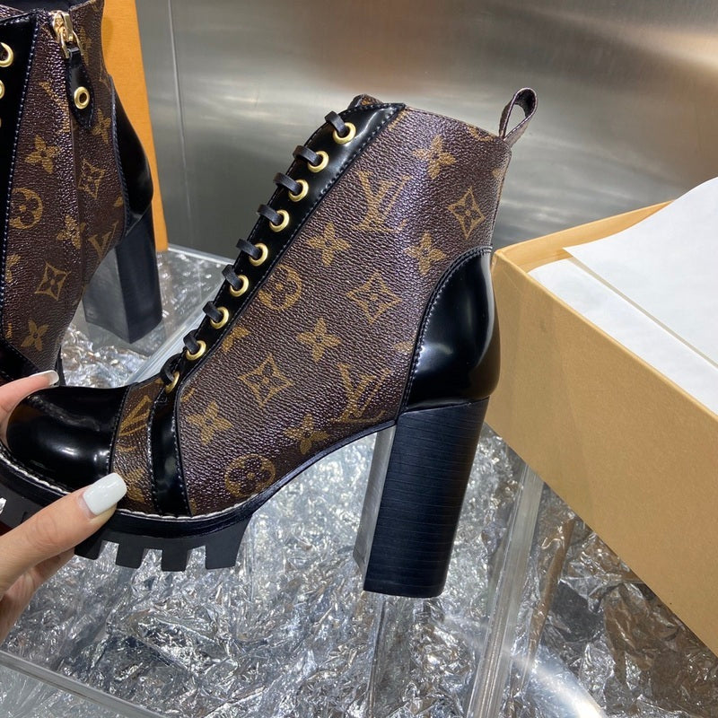 Louis Vuitton shoes Style 219 - close-up of timeless elegant design