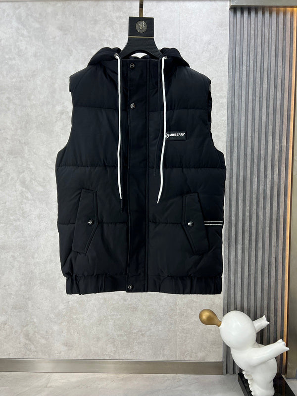 Front view of Burberry luxury piece style No.343