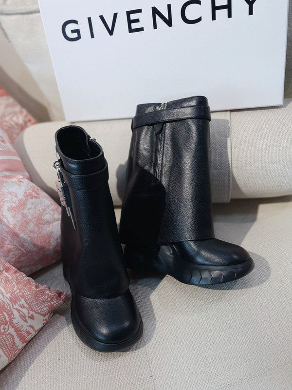 Givenchy shoes Style 172 - close-up of refined designer finish