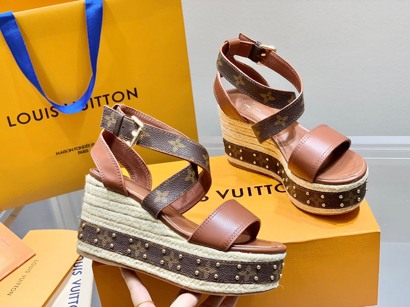 Louis Vuitton shoes Style 382 - close-up of iconic logo design