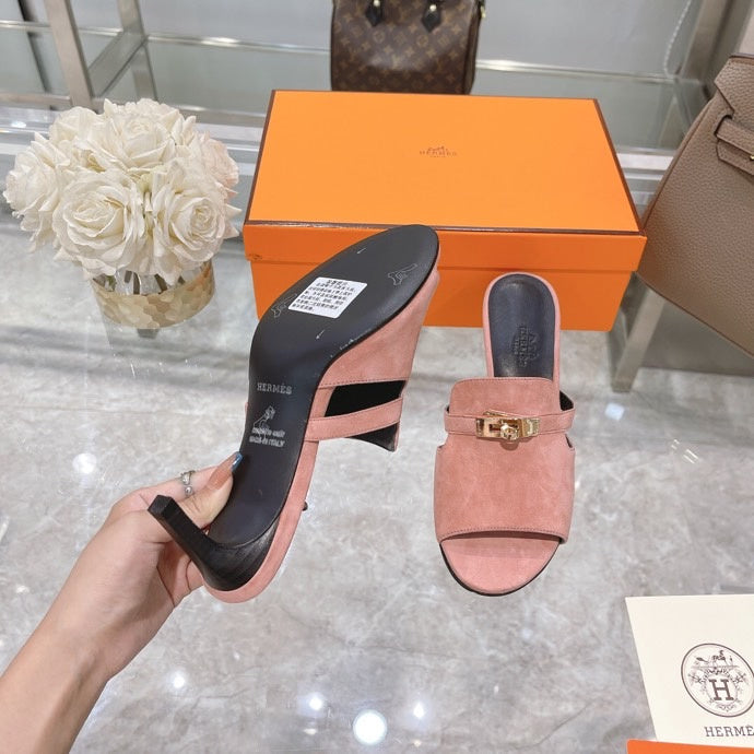 Hermès Camel Bow-Detail Flats - Heel Detail View