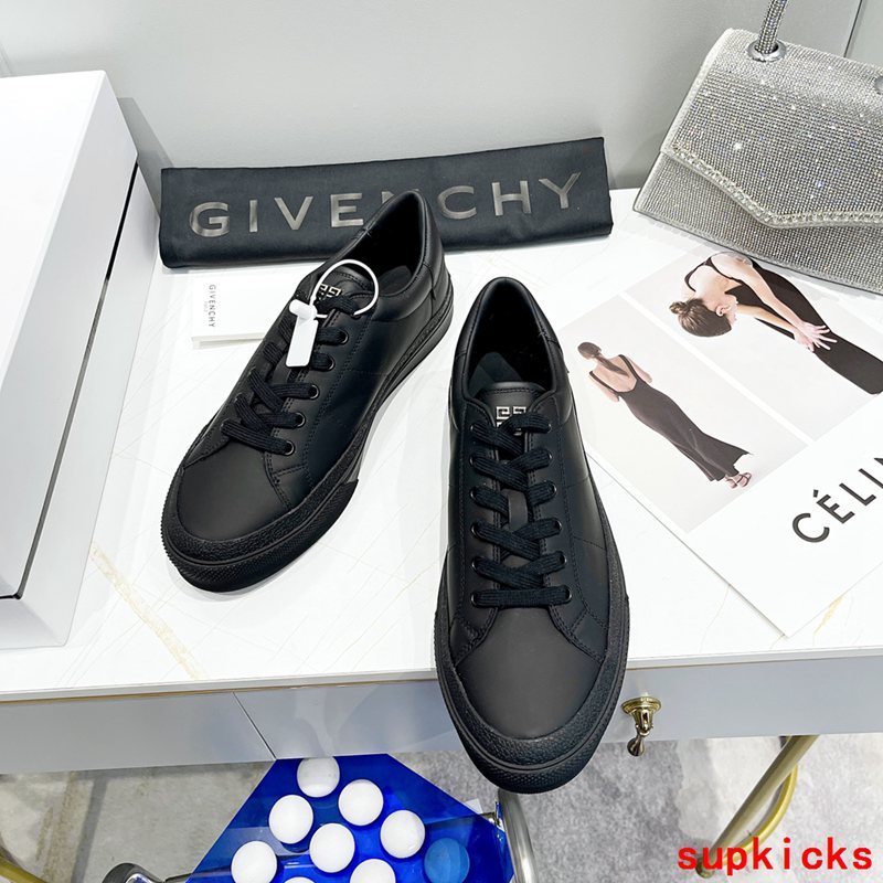 Givenchy shoes Style 095 - close-up of luxury comfort fit