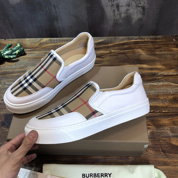 Burberry Red Bow-Detail Flats - Front View