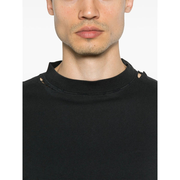 Balenciaga premium tee shirts detail and craftsmanship close-up