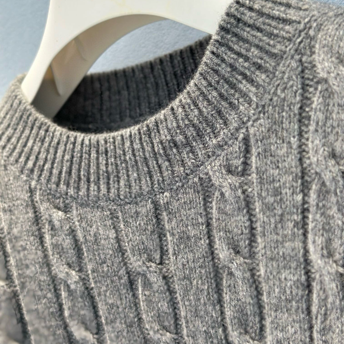 Sweaters- Loew Sweater Premium Casual Designer Knitwear