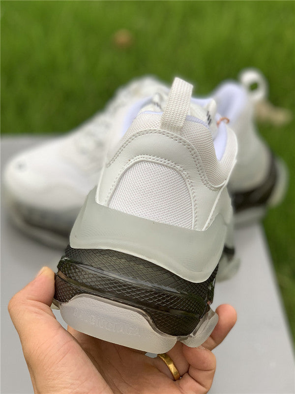 Balenciaga shoes Style 387 - texture and material detail