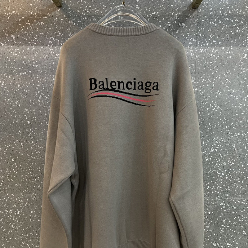 Side profile view of Balenciaga luxury piece style No.377
