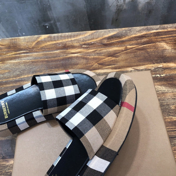 Burberry shoes Style 223 - sole and craftsmanship detail