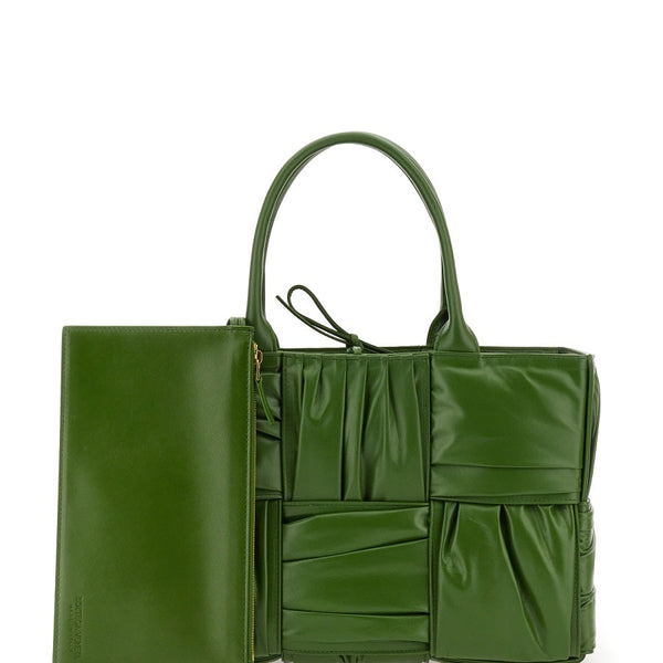 Bottega Veneta premium shoulder bags detail and craftsmanship close-up
