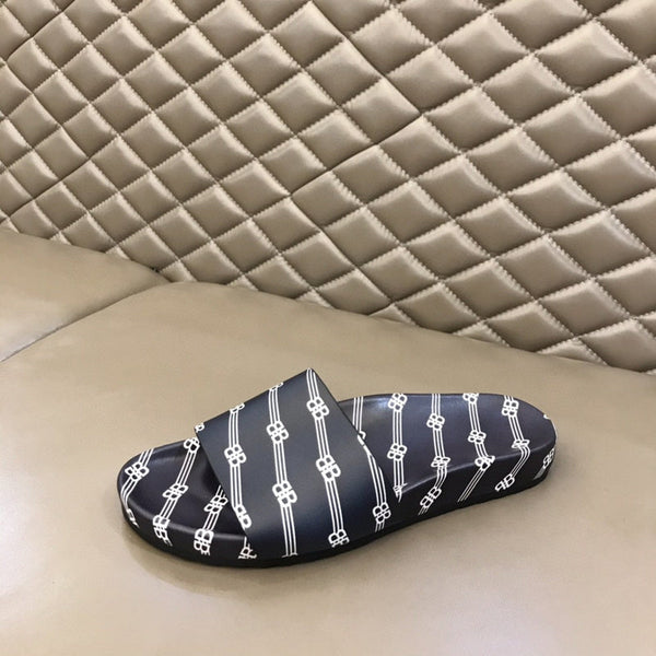 Burberry Burgundy Bow-Detail Flats - Sole Detail View