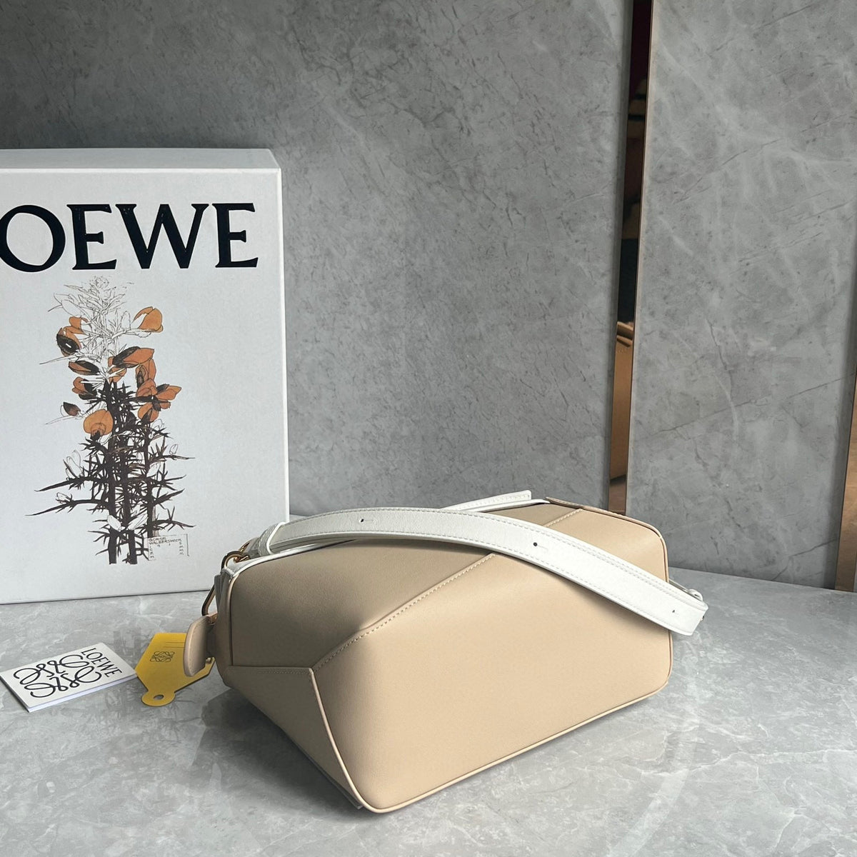 Bags- Loew Small Puzzle Edge Bag Elegant Everyday Designer Handbag