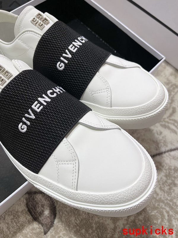 Givenchy shoes Style 028 - angled studio shot